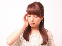 更年期の頭痛,梅雨時の頭痛,低気圧と頭痛,女性ホルモンと頭痛